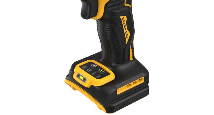 Detalj DeWalt DCF964N odvijača i ergonomskog rukohvata